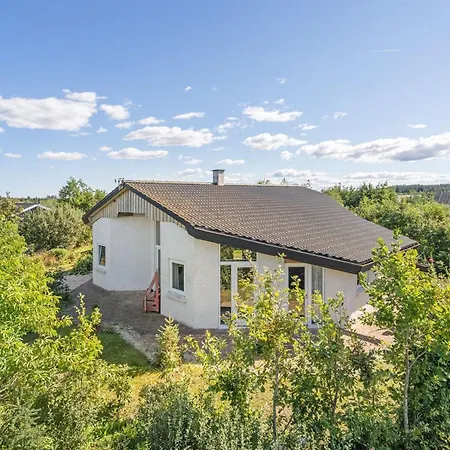 Ullvi - 3-8km From The Sea By Interhome